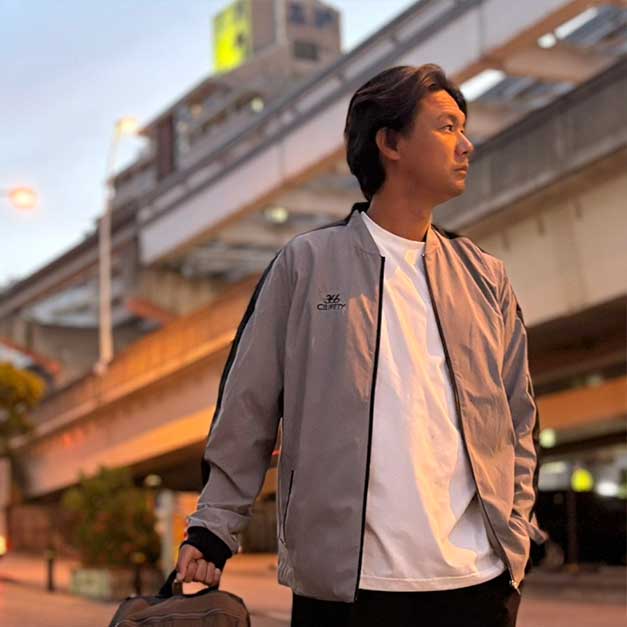 CY366020　ストレッチブルゾン”Crossover”